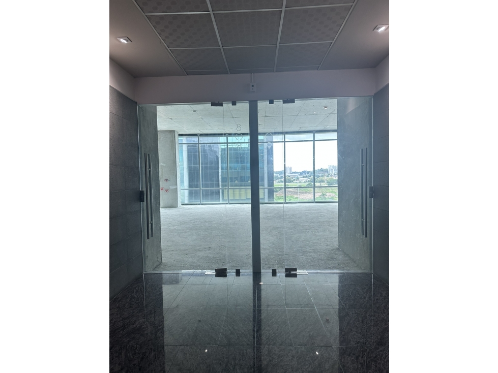 Venta de Oficina SANTA MARIA OFFICE PLEX 71 — foto 3