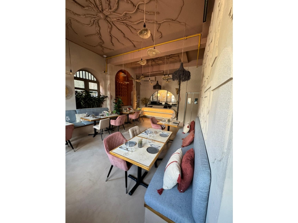 VENTA- EDIFICIO- CASCO ANTIGUO - 4