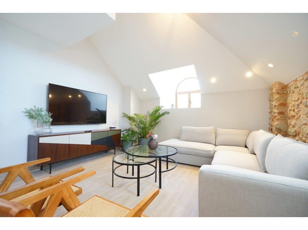 VENTA - APARTAMENTO - CASCO ANTIGUO - PH LA CUADRA