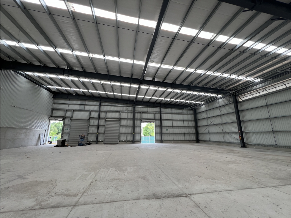 Altabrisa Periferico Norte en Merida Bodega en Renta de 2350M2 - 6