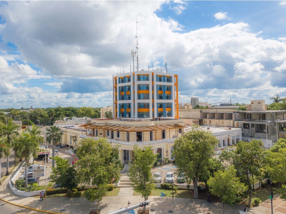 Paseo De Montejo Local comercial Renta Esquina Con Avenida Perez Ponce - 1