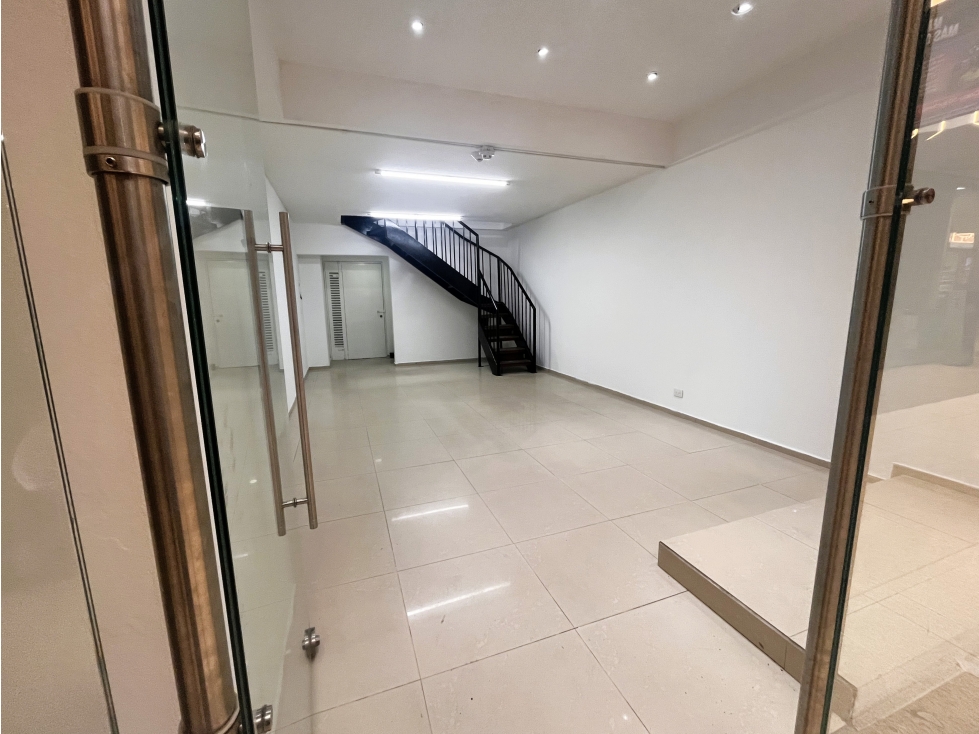 Local en Arriendo en Centro Comercial Metrópolis — foto 3