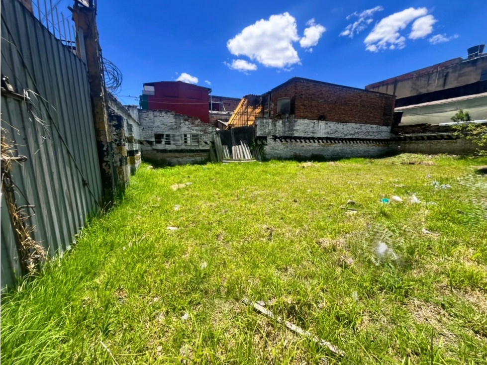 Lote Esquinero en Venta en Engativa — foto 5