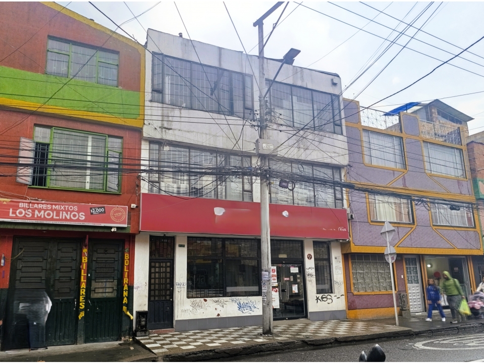 Edificio Comercial en Venta en Molinos