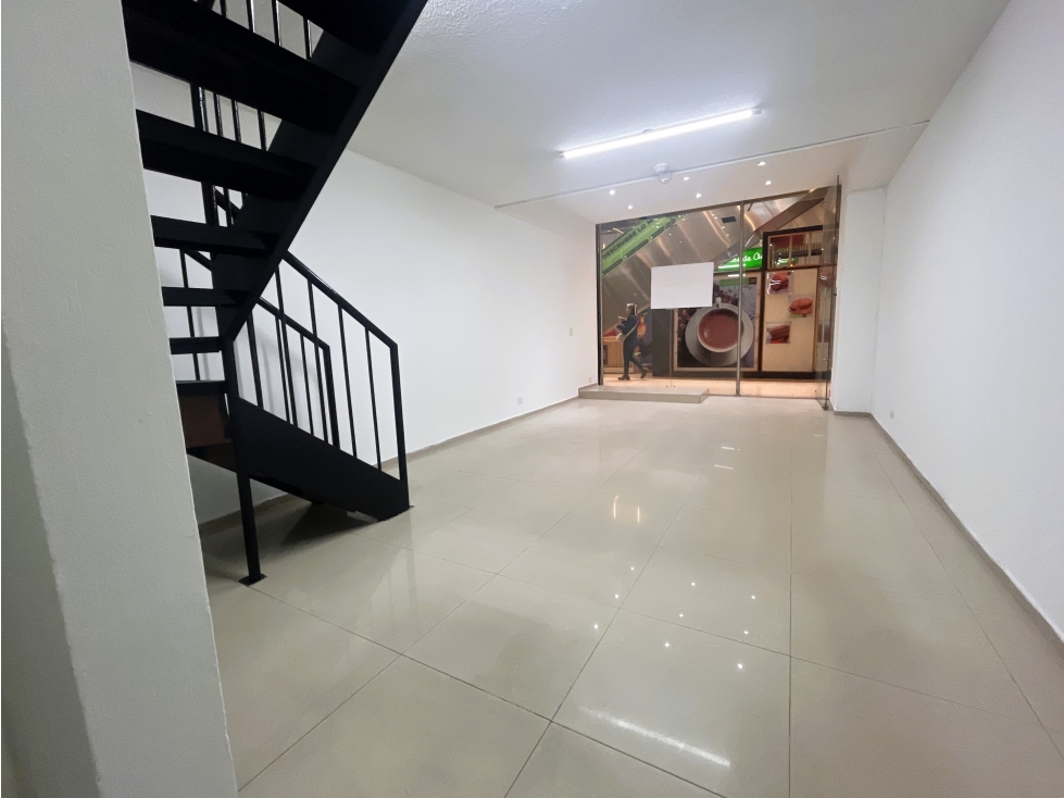 Local en Arriendo en Centro Comercial Metrópolis — foto 2