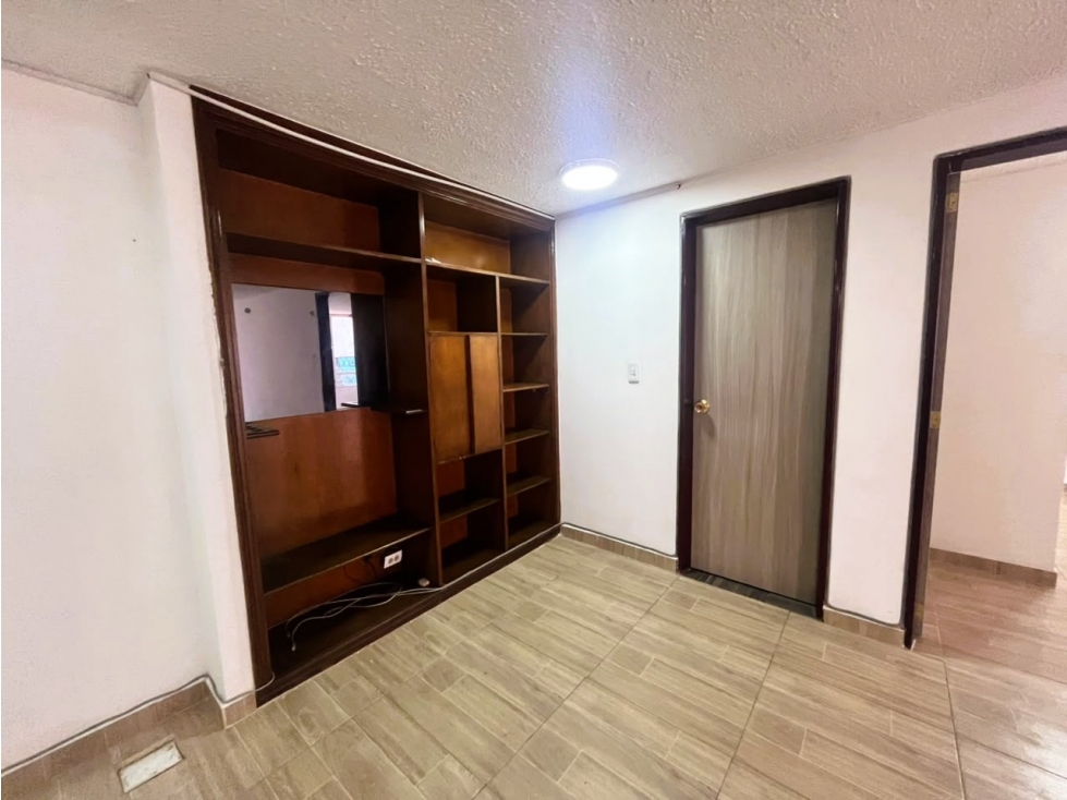 Apartamento comercial 80 m² Centro de Bogotá Calle 19, Vigilancia 24h - 4