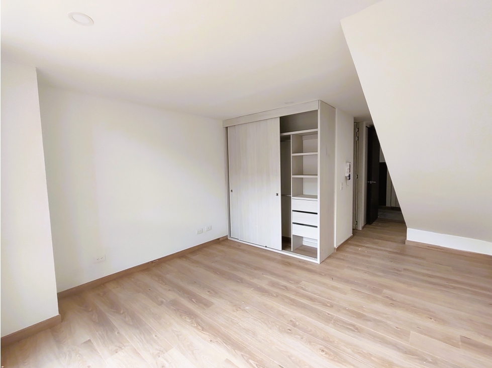 Apartamento Dúplex en Venta en Centro Historico, Belén. — foto 3
