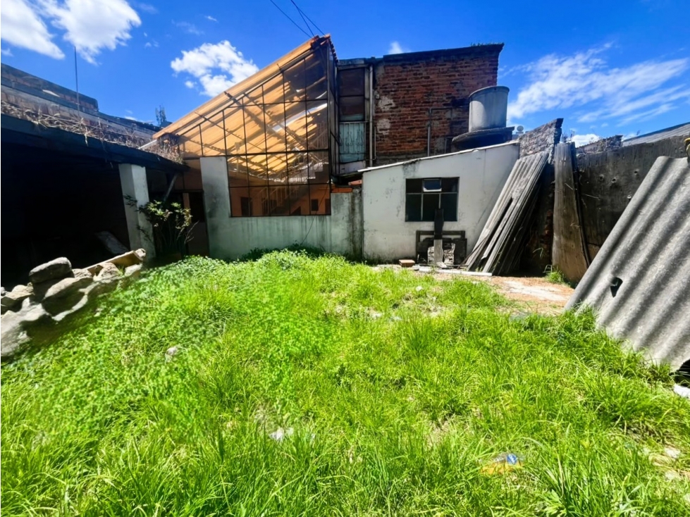 Lote Esquinero en Venta en Engativa — foto 2