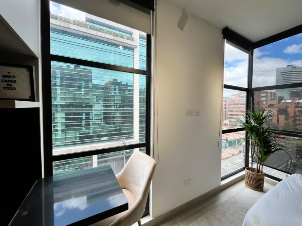 Apartaestudio Amoblado en Arriendo Chico Norte con Parqueadero Doble — foto 5