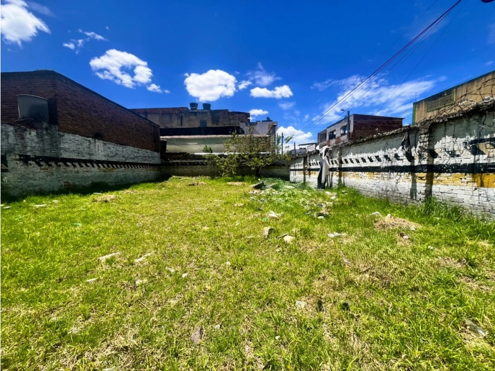 Lote Esquinero en Venta en Engativa — foto 3