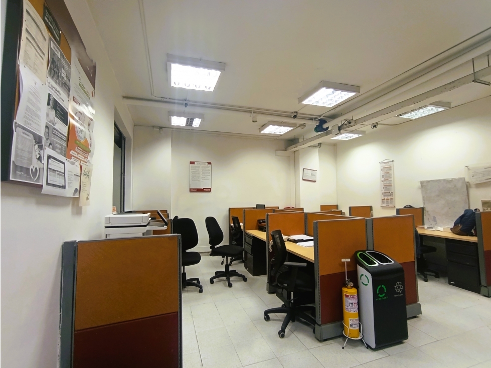 Edificio Comercial en Venta en Molinos — foto 2