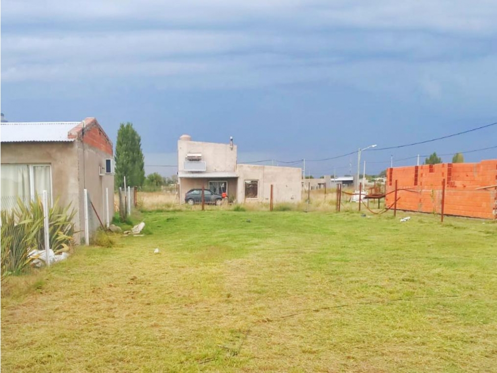 VENTA: Lote de 12x35 mts. s/calle Domingo Matheu N°718 en Macachin - 2