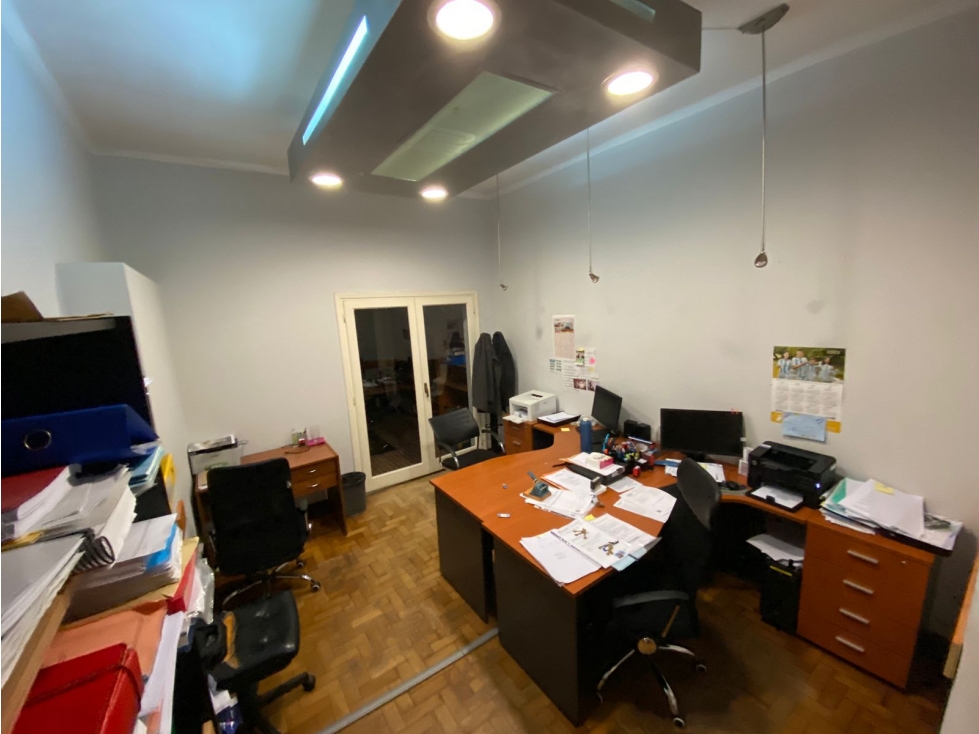 ALQUILER: Oficinas Comerciales Céntricas en Santa Rosa - 4