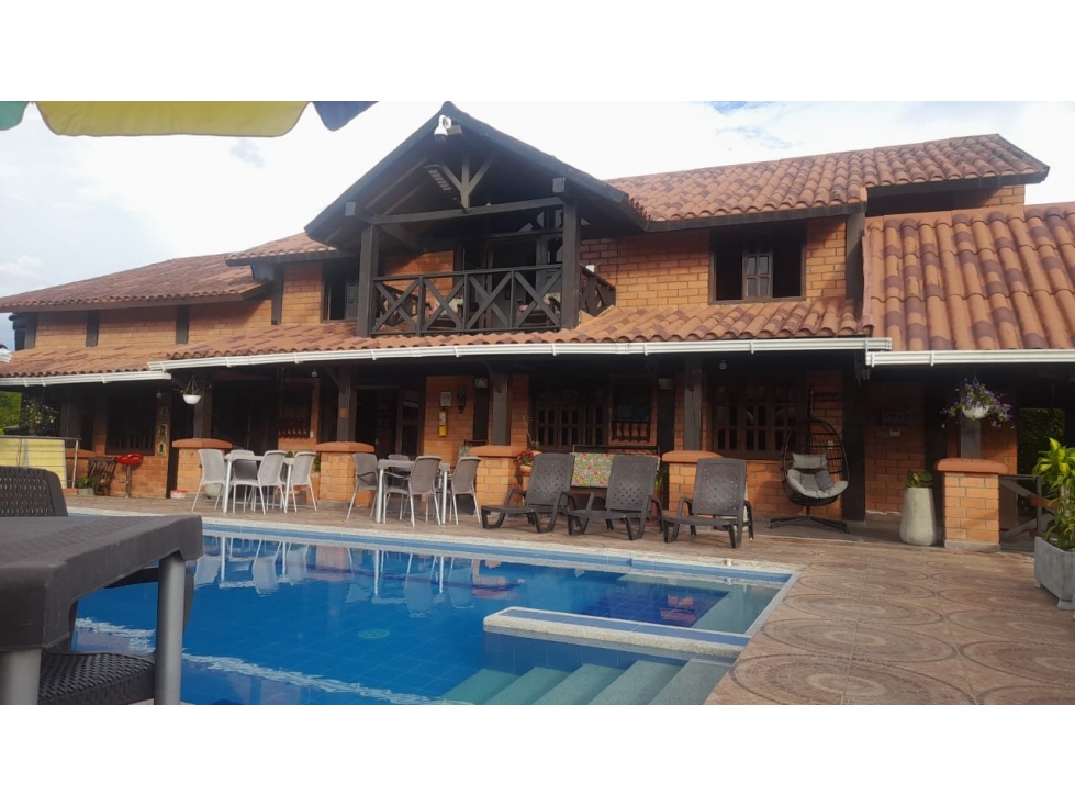 CHALET - 2