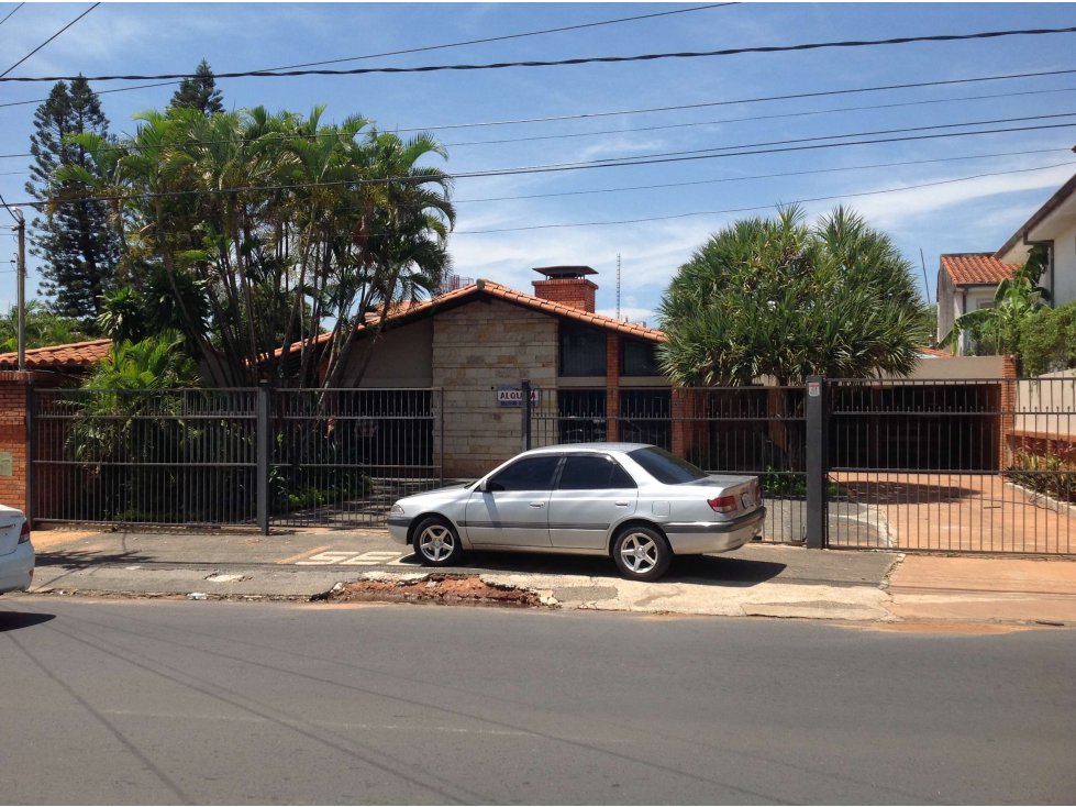 VENDO RESIDENCIA EN BARRIO SEMINARIO — foto 3