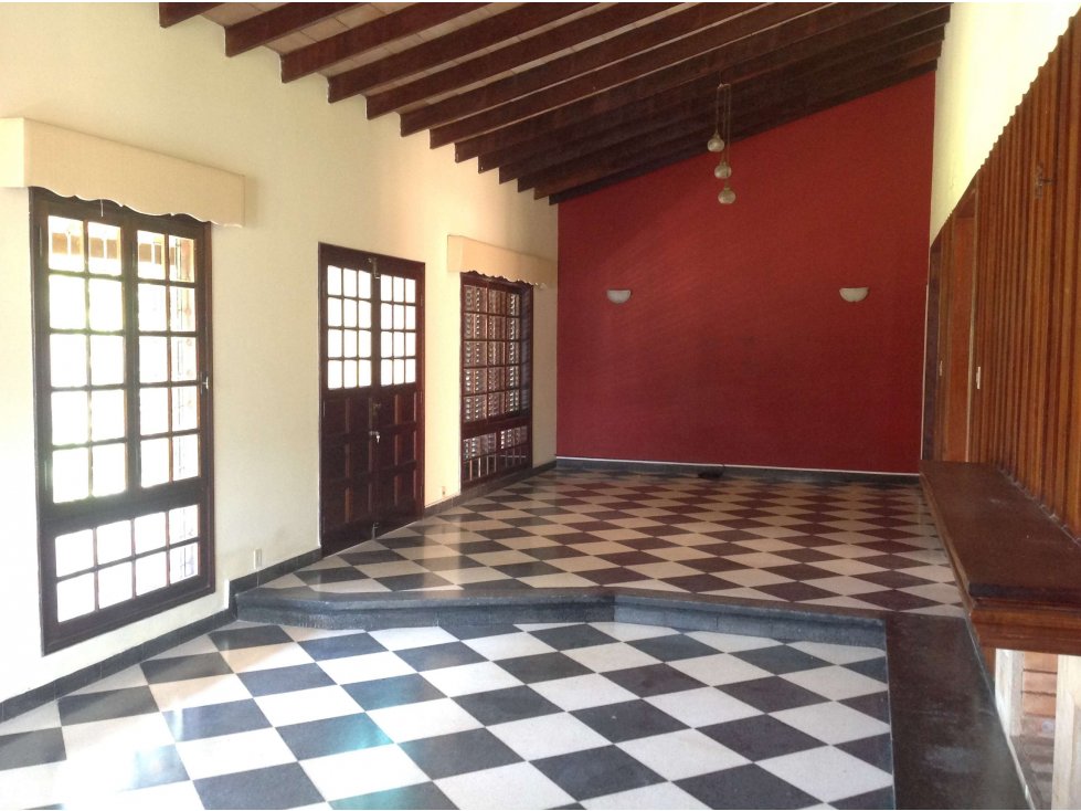 VENDO RESIDENCIA EN BARRIO SEMINARIO — foto 4