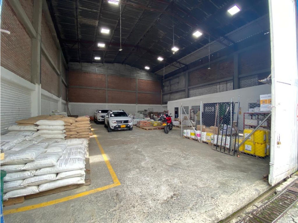 VENTA DE BODEGA EN EL CENTRO DE PEREIRA - 5