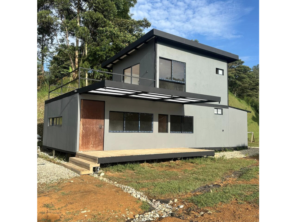 CASA CAMPESTRE NUEVA EN ARRIENDO EN EL CAPIRO , LA CEJA