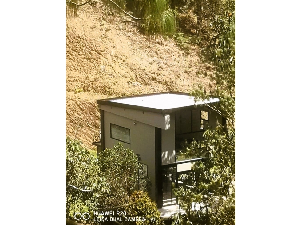 CASA INDEPENDIENTE EN VENTA LLANOGRANDE