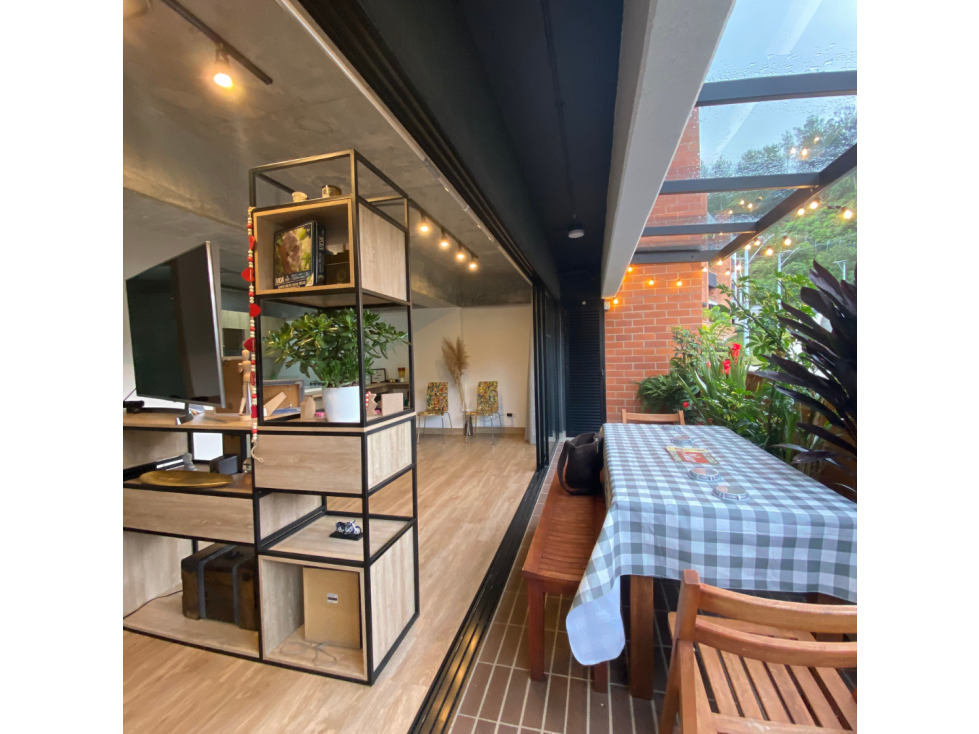 APARTAESTUDIO CON TERRAZA EN RENTA EN EL RETIRO — foto 3