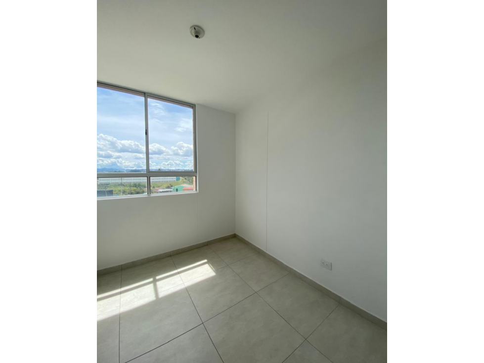 APARTAMENTO EN VENTA EN RIONEGRO - FONTIBON .OPORTUNIDAD!! — foto 2