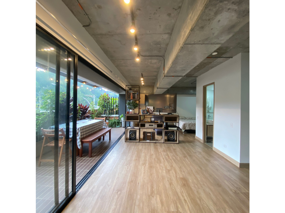 APARTAESTUDIO CON TERRAZA EN RENTA EN EL RETIRO — foto 4