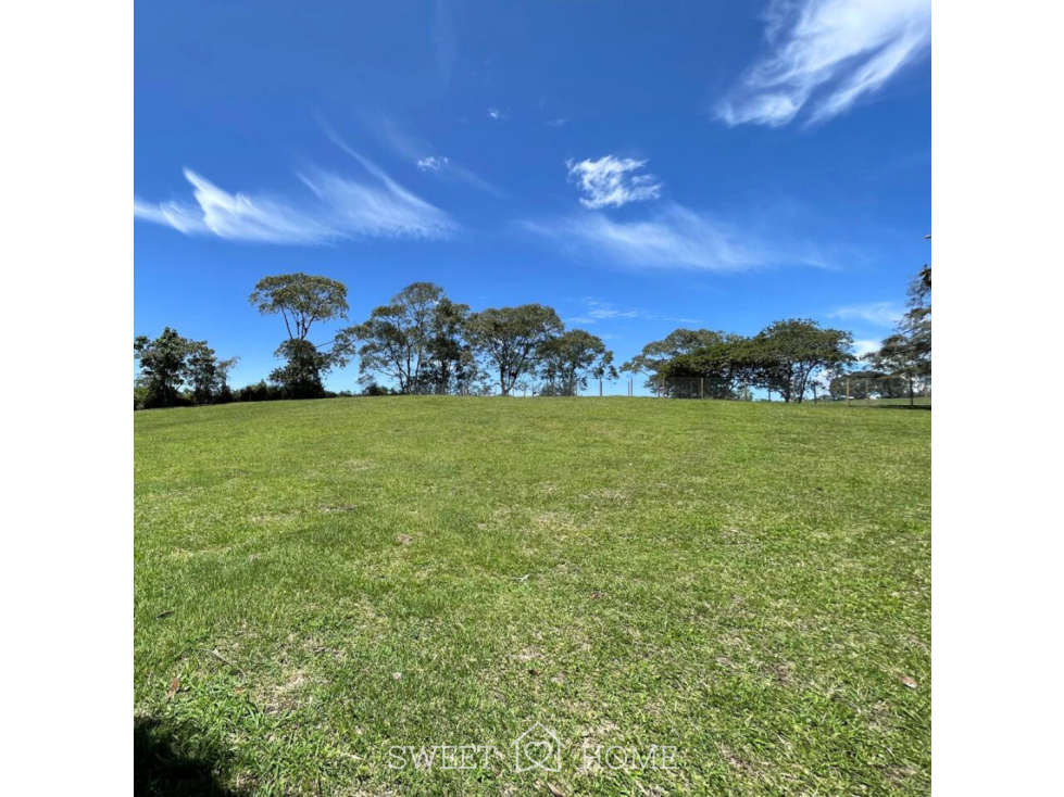 LOTE INDEPENDIENTE EN VENTA EN LLANOGRANDE