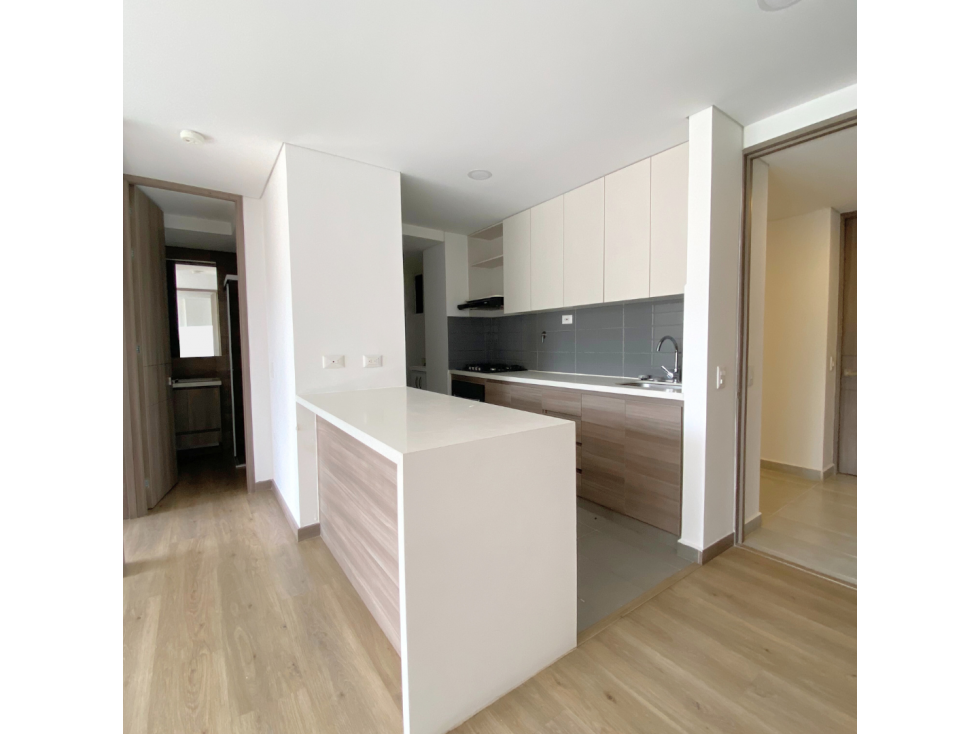 APARTAMENTO EN VENTA EN EL RETIRO — foto 4