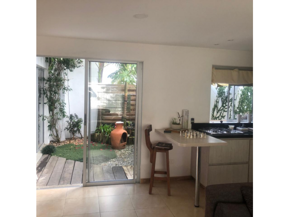 CASA EN VENTA O RENTA EN UNIDAD CERRADA EL RETIRO — foto 2