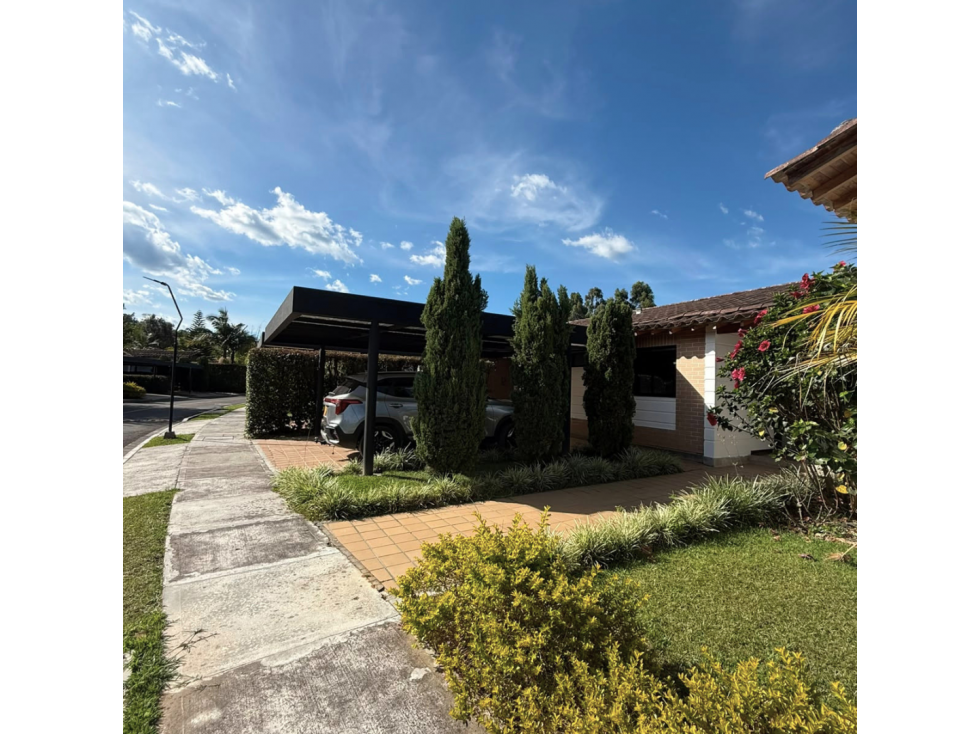 CASA EN RENTA EN EL RETIRO , CERCA LA CASCO URBANO — foto 2