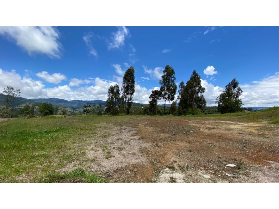 LOTE EN VENTA EN UNIDAD CERRADA - 5