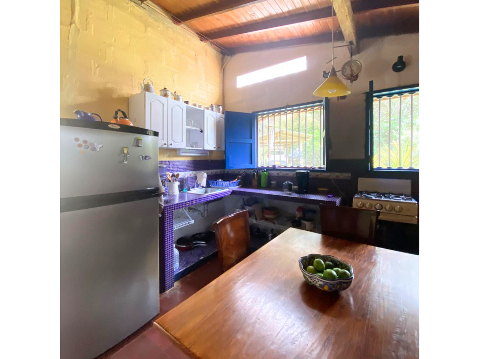 CASA TRADICIONAL EN EL BOSQUE EN SANTA ELENA — foto 6