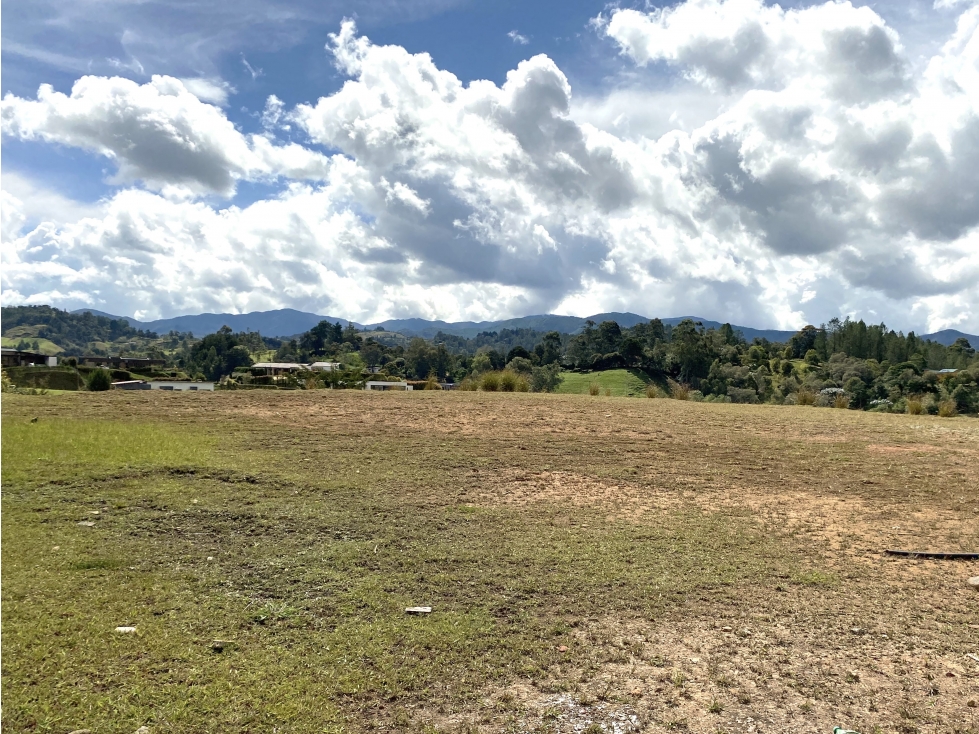 LOTE EN VENTA EN EL RETIRO, EN PARCELACIÓN