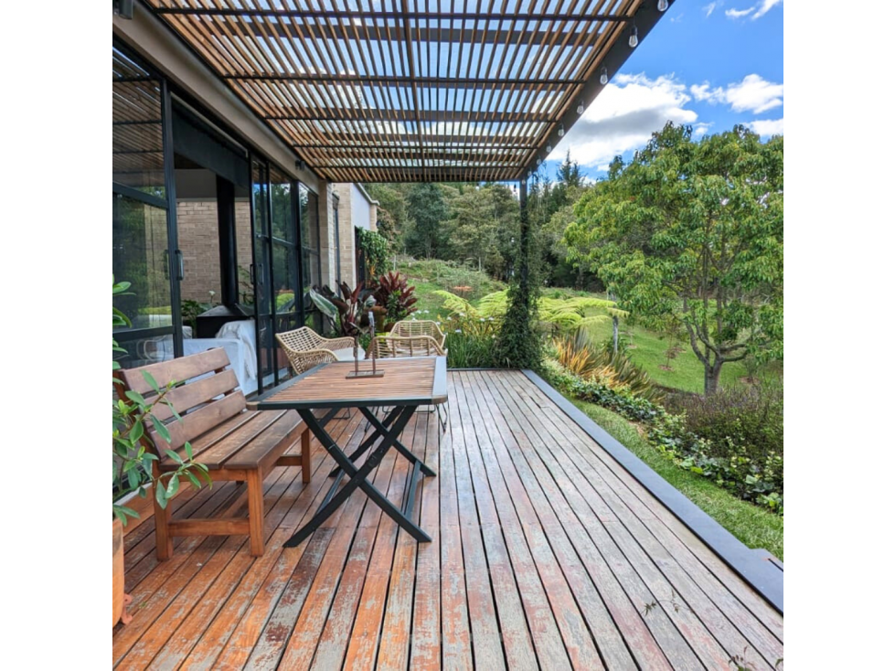 CASA INDEPENDIENTE EN VENTA EN LA CEJA