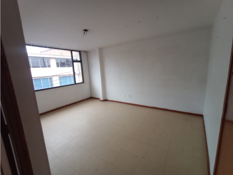 Se vende Edificio de 4 apartamentos en Soacha, Cundinamarca - 2