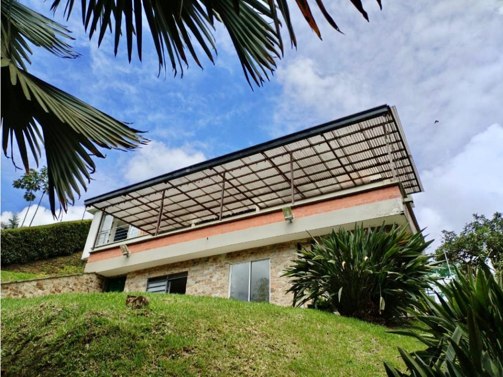 SE VENDE CASA CAMPESTRE SECTOR PUEBLITO CAFETERO