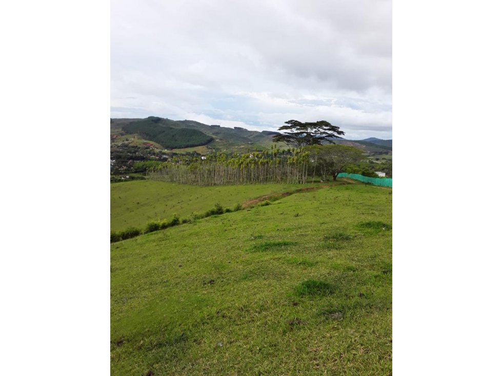 Se vende Lote en La Cumbre, Valle del Cauca - 1