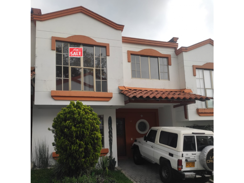 En venta casa en Álamos, Pereira