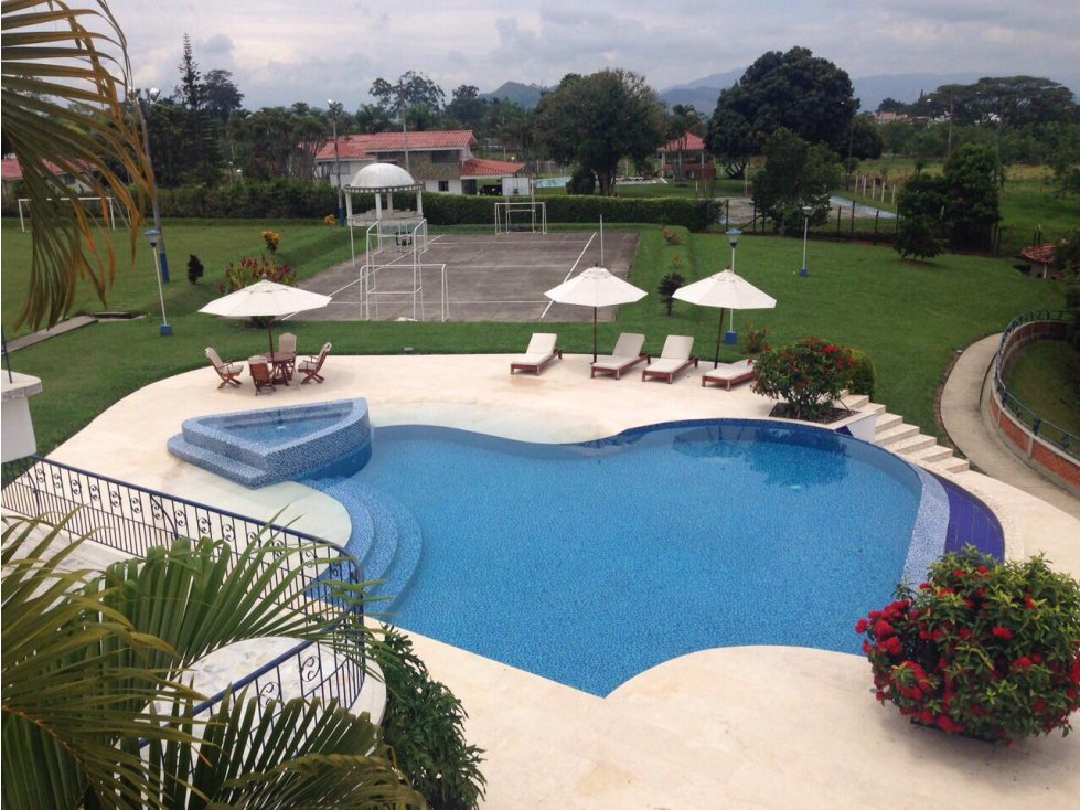 Venta Finca en Pavas, Cerritos
