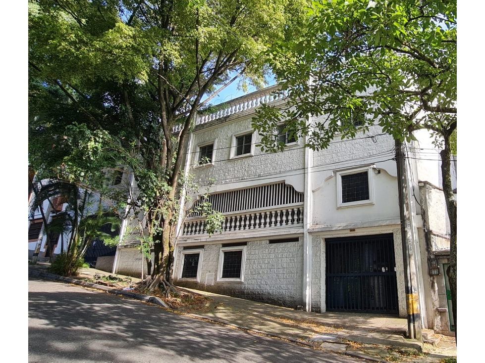 Edificio Salud Prado Centro - 1