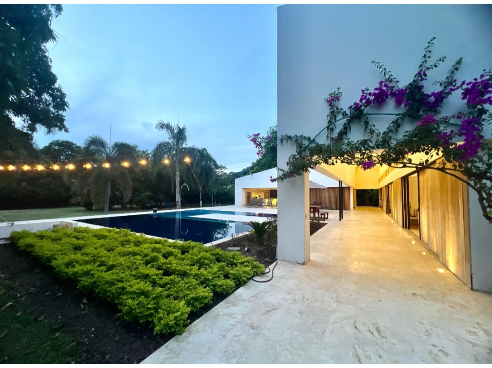 Finca Moderna Santa Fé de Antioquia. — foto 3