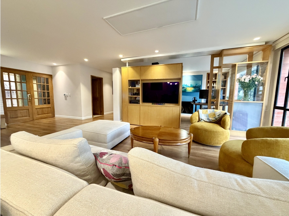 ARRENDAMOS APTO REMODELADO CHICO — foto 4