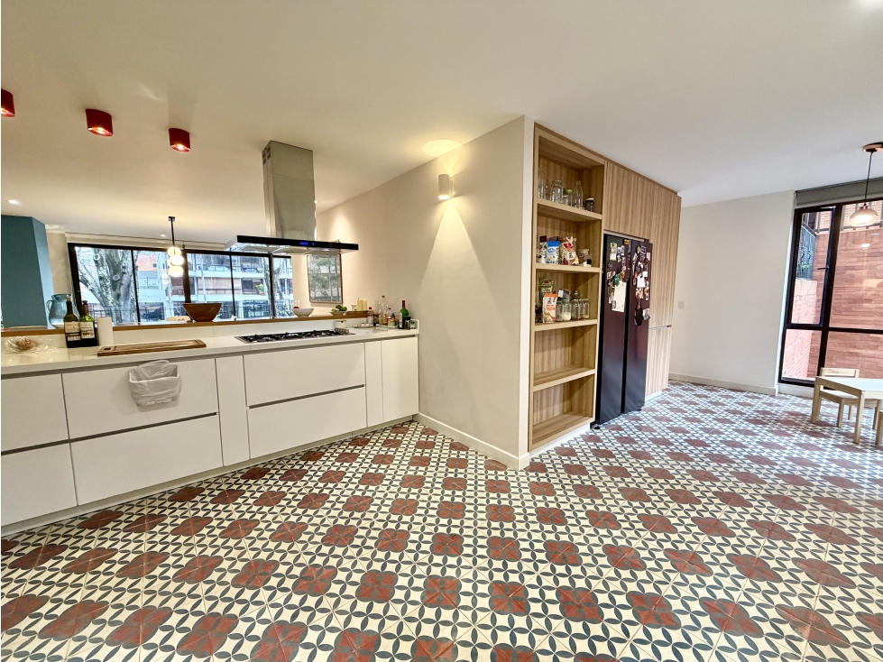 ARRENDAMOS APTO REMODELADO CHICO — foto 6