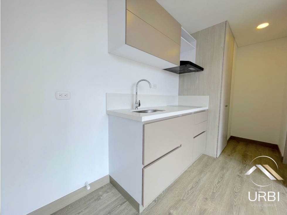 ARRIENDO APARTAESTUDIO AMOBLADO EDIFICIO UNIK - ZONA CENTRO — foto 5