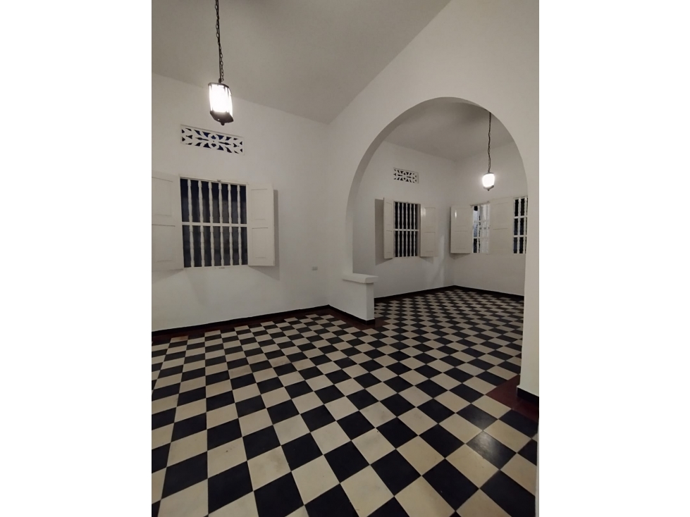 Hermosa Amplia Casa Patrimonial en VENTA Barrio El Prado — foto 3