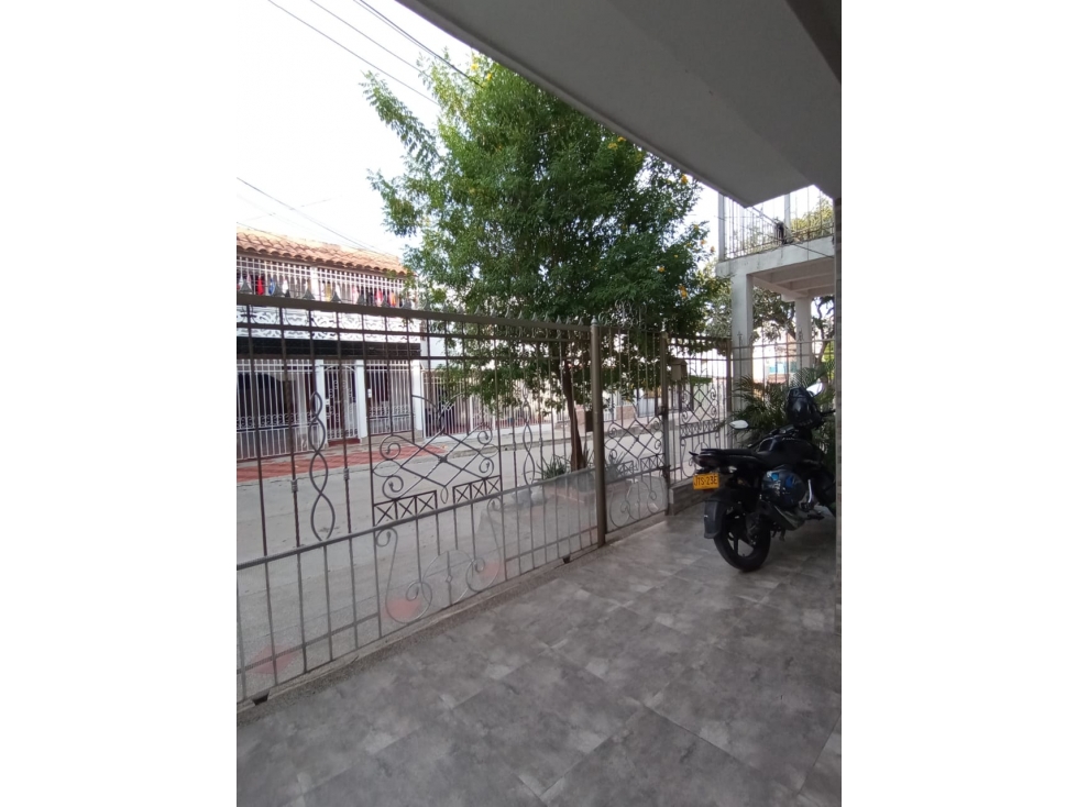 CASA DUPLEX EN VENTA BARRIO ALMENDROS ETAPA 2 - 1