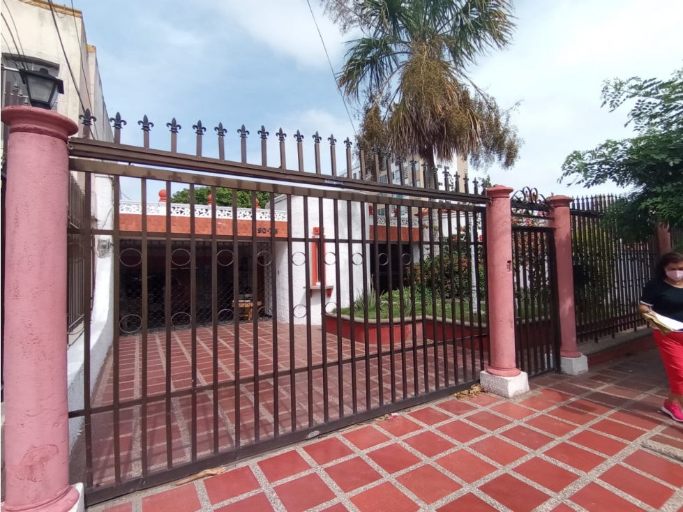 CASA EN VENTA BARRIO LA CUMBRE