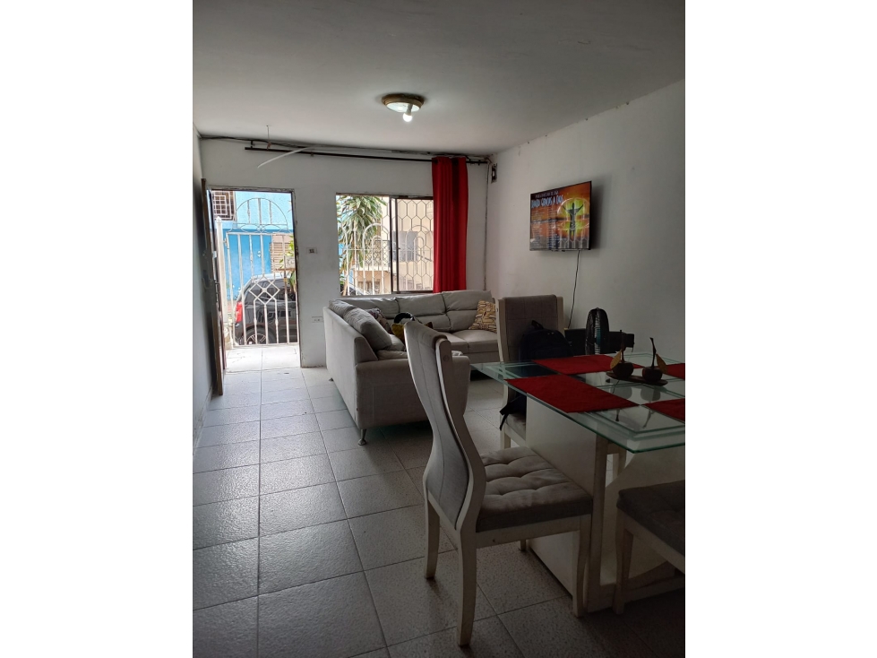 CASA EN VENTA PISO 1 + 2 APTOS EN 2 PISO BARIO LAS GAVIOTAS - 6