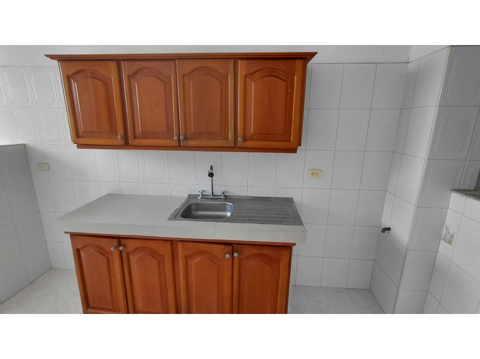 Amplio y Fresco apartamento en ARRIENDO ubicado en Barrio Victoria — foto 6