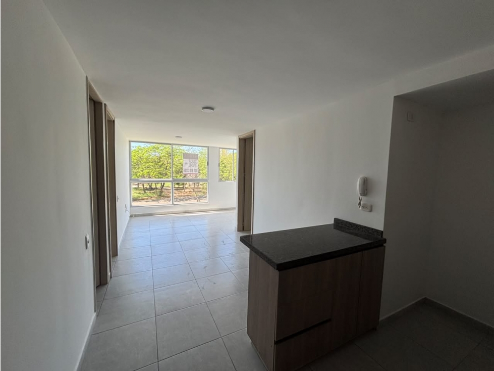 APARTAMENTO EN ARRIENDO EN MIRAMAR - CONJ FLORENCIA — foto 2